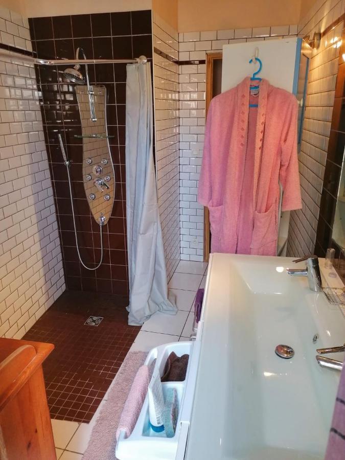 Chambre Chez L'Habitant Tourbes Kültér fotó